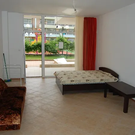 Bautik In Grand Kamelia Apartman *